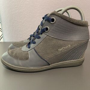 Skechers SKCH+3 Hidden Wedge Suede Leather Sneakers Women’s 8.5 Gray Lace Up